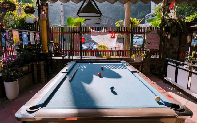SECRET GARDEN Hostel - WANDERNEST Cat Ba
