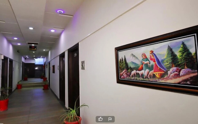 Khayyam Hotel
