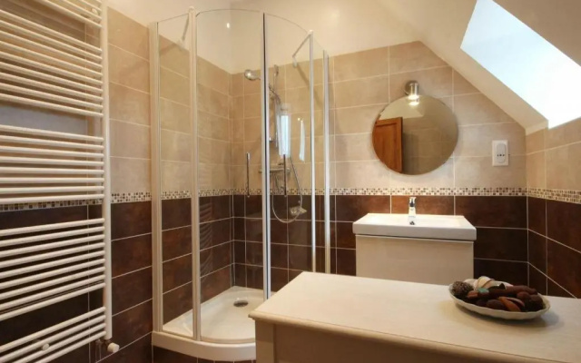 Gîte Coulonges-sur-Sarthe, 7 pièces, 13 personnes - FR-1-497-118