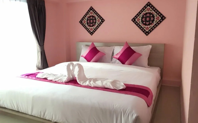 OYO 983 The Private Hotel