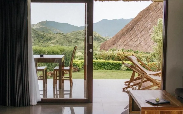 Mawun Raya Resort