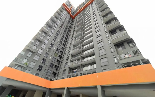VSummer Suites by RR JBcity
