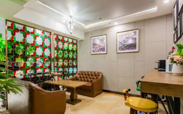 Lihua Street James Joyce Coffetel (Xinxing Street Subway Station)