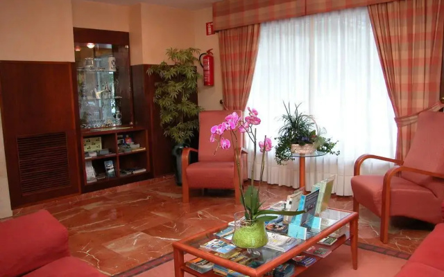 Hotel Touris