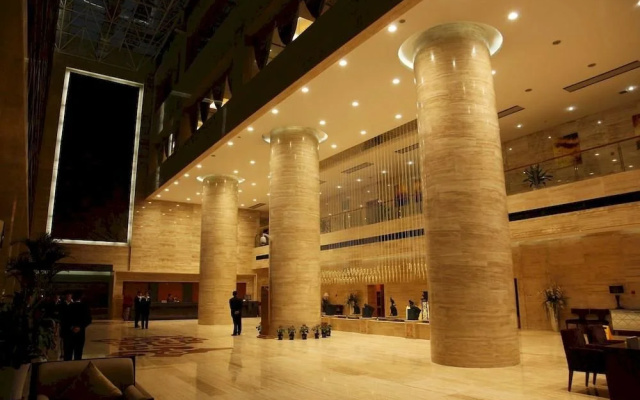 Joy International Hotel