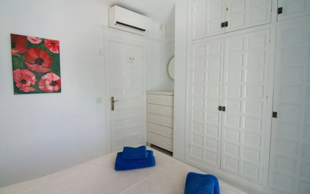 Casa Urbanización Los Pinos 15