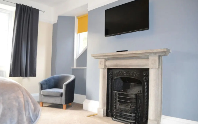 Ware House B&B