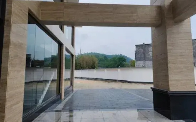 Zijin Jiya Resort Hotel
