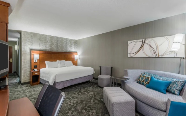 Courtyard Danbury
