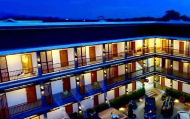 Mustcome Hotel