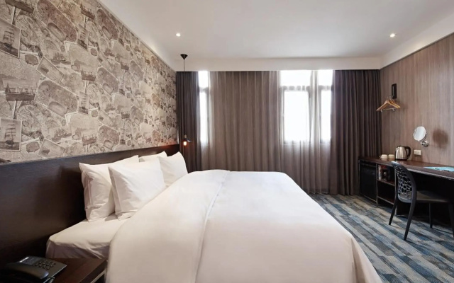 Khan Hotel