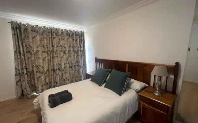 Stay@51 Botha
