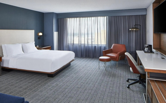 Courtyard By Marriott Detroit Downtown