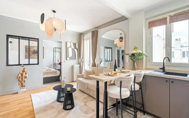 1536 Daumesnil