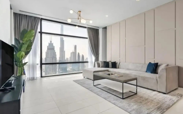 Silkhaus Stunning View in Iconic Tower Pool Gym