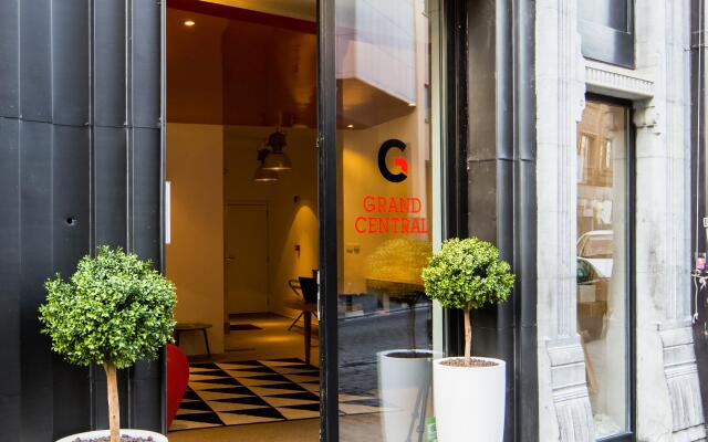Отель Grand Central Apartments Бельгия, Брюссель - отзывы, цены и фото номеров - забронировать отель Grand Central Apartments онлайн вид на фасад