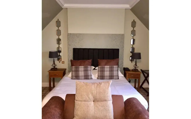 Powfoot Hotel