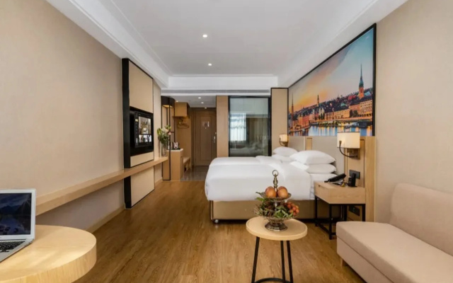 Vienna Hotel(Shunfengshan Park, Shunde)