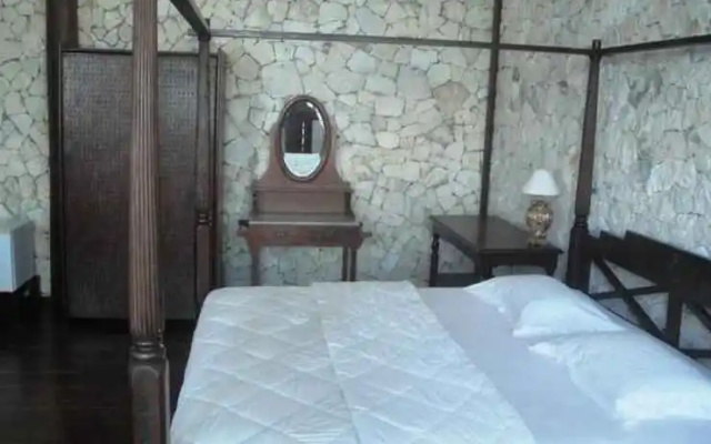 Hotel Nirwana Laut