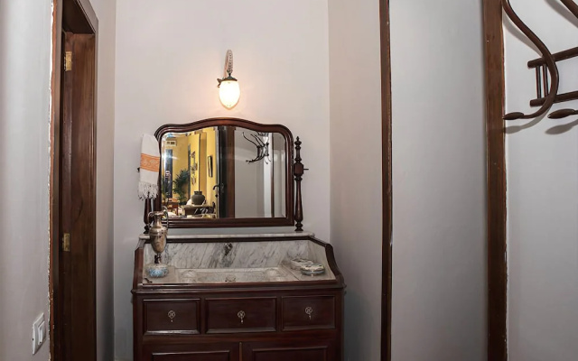 BellaSombra Suites