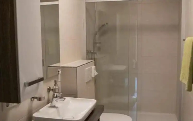 Race & Rest Apartments