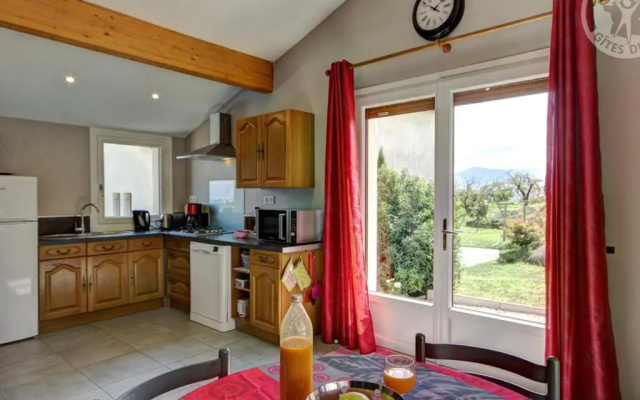 Gîte Genilac, 3 Pièces, 3 Personnes - Fr-1-496-114