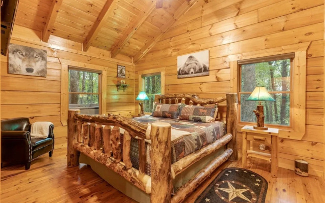 Finding Bigfoot 2 Bedroom Cabin