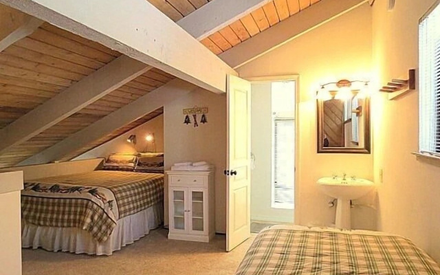 106 Premium Condo