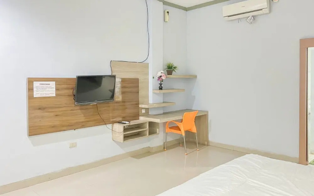 RedDoorz Near Mitra Plaza Kota Banjarmasin