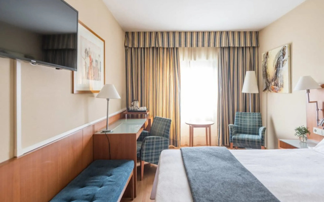 Up Rooms Vic Hotel