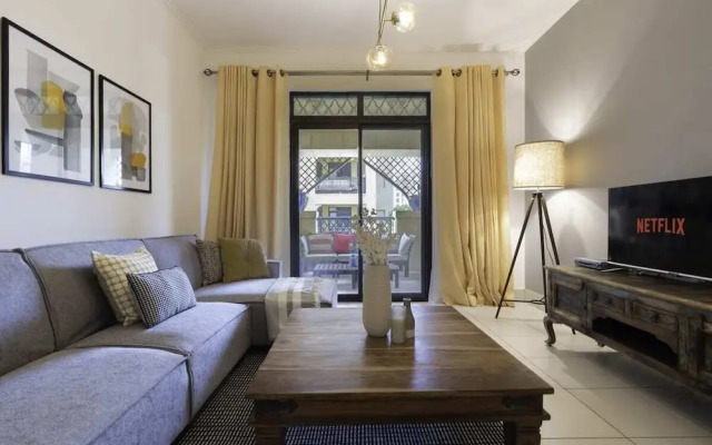 Serene Apartment in Dubai Old Town