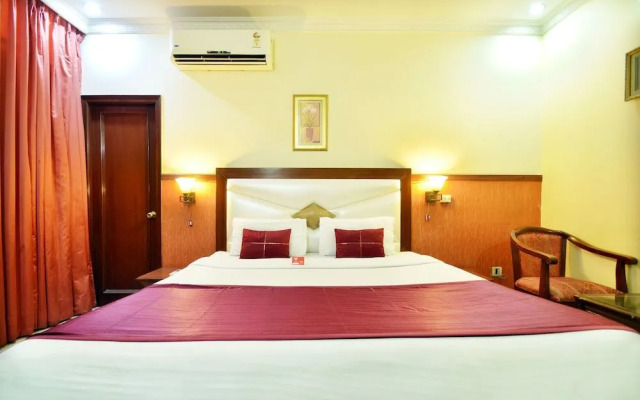 OYO 7219 Corporate Inn