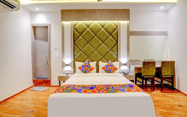 Fabhotel Gorrion International