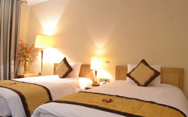 A25 Premium Hotel - 705 Lac Long Quan