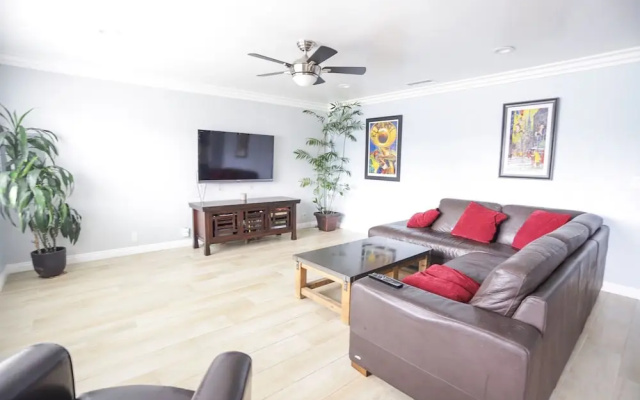 806 Encinitas - 3 Br Home