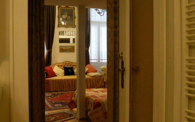 Отель Exclusive B&B in the city centre of Vienna Австрия, Вена - отзывы, цены и фото номеров - забронировать отель Exclusive B&B in the city centre of Vienna онлайн комната для гостей