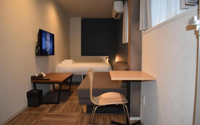 Shinsaibashi House