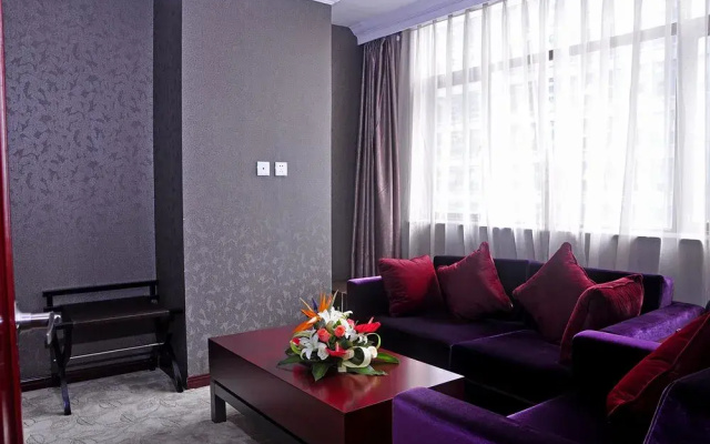 Garden City Hotel