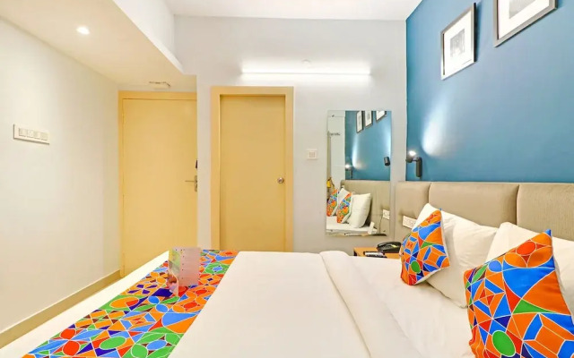 OYO 78582 SilverKey Hotel Mayfair Tower