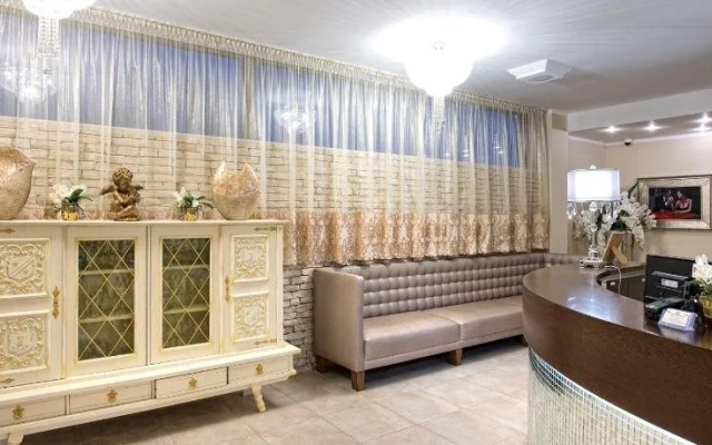 Hotel Lord Krosno