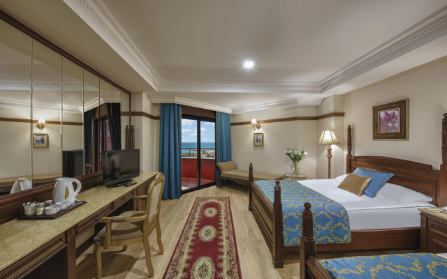 Delphin Palace - All Inclusive