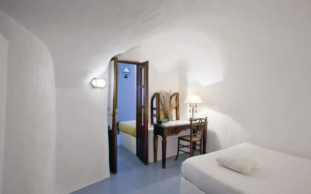 Alexanders Boutique Hotel