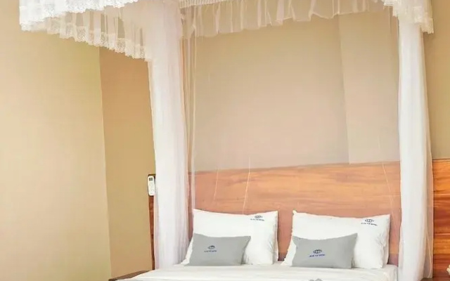 Blue top motel mbarara