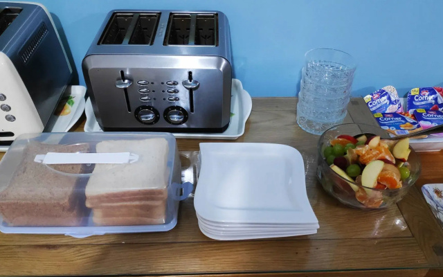 Elnor Guest House