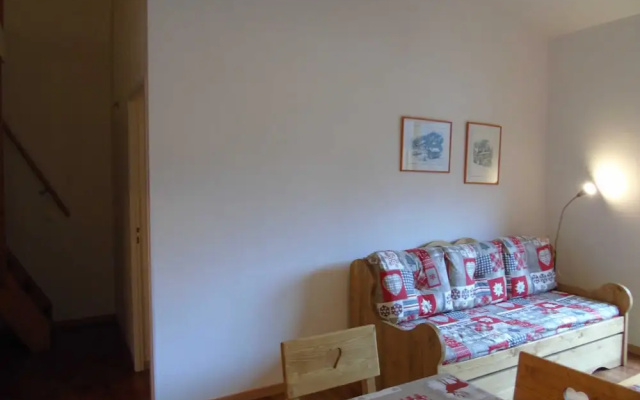 Lou Services Apartment CB72 LSI 001