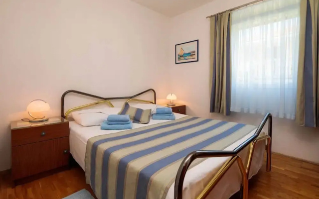 Apartment Oaza - Three Bedroom Apartment With Terrace and Sea View