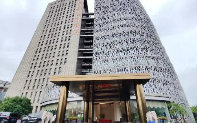 Kelton International Hotel