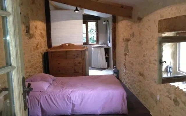 Chambre dHôtes "LAtelier"