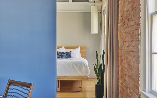 Canvas Hotel Dallas