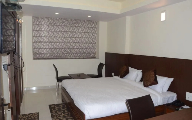 Hotel Mercury Residency